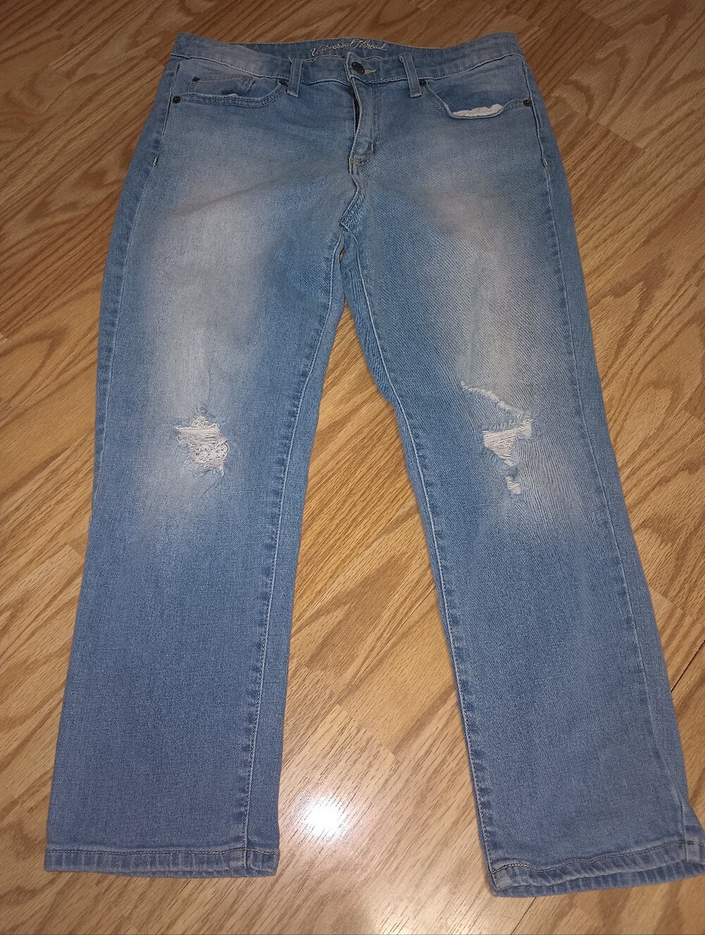 Universal Thread Jeans. Mid Rise Boyfriend Crop. Women's 10/30R